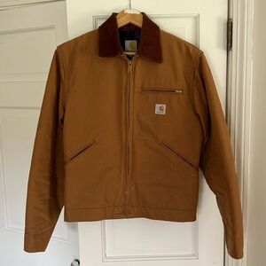 NWOT. Carhartt Men's Relaxed Fit Duck Blanket-Lined Detroit Jacket. Size Small.
